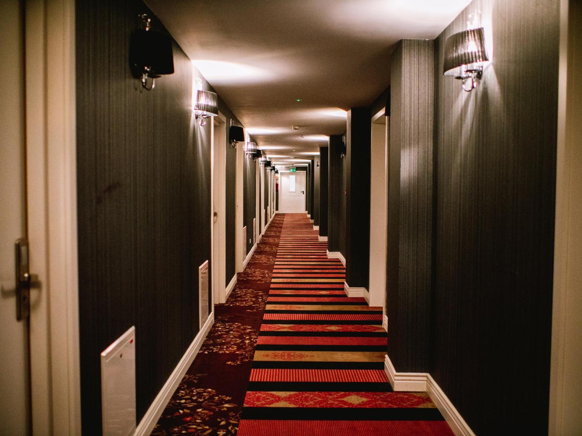 Hotel Lamberton Олтажев Екстериор снимка