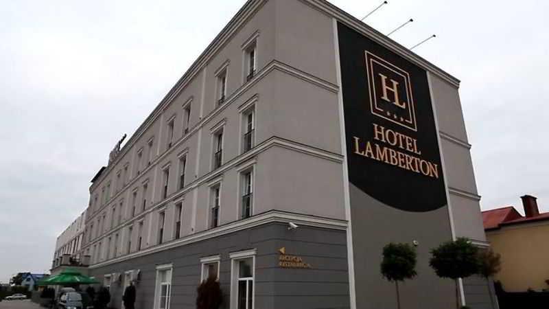 Hotel Lamberton Олтажев Екстериор снимка
